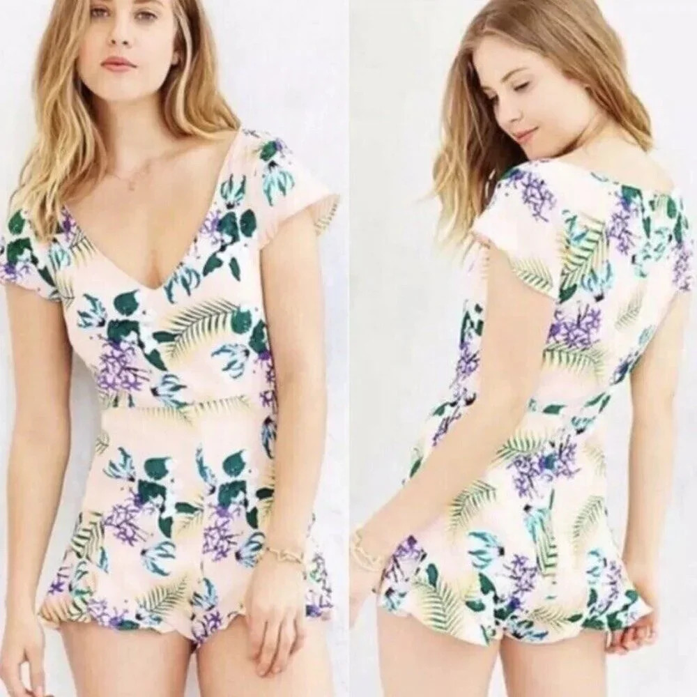 For Love & Lemons V-Neck Short Sleeve Tropical Island Floral Romper Size XS